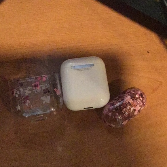 2pc Airpod Case - Picture 3 of 3